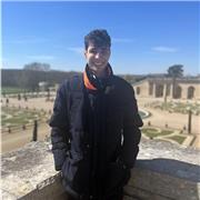 Spanish-Tutor, der bereit ist, Menschen aus allen Altergruppen zu unterrichten